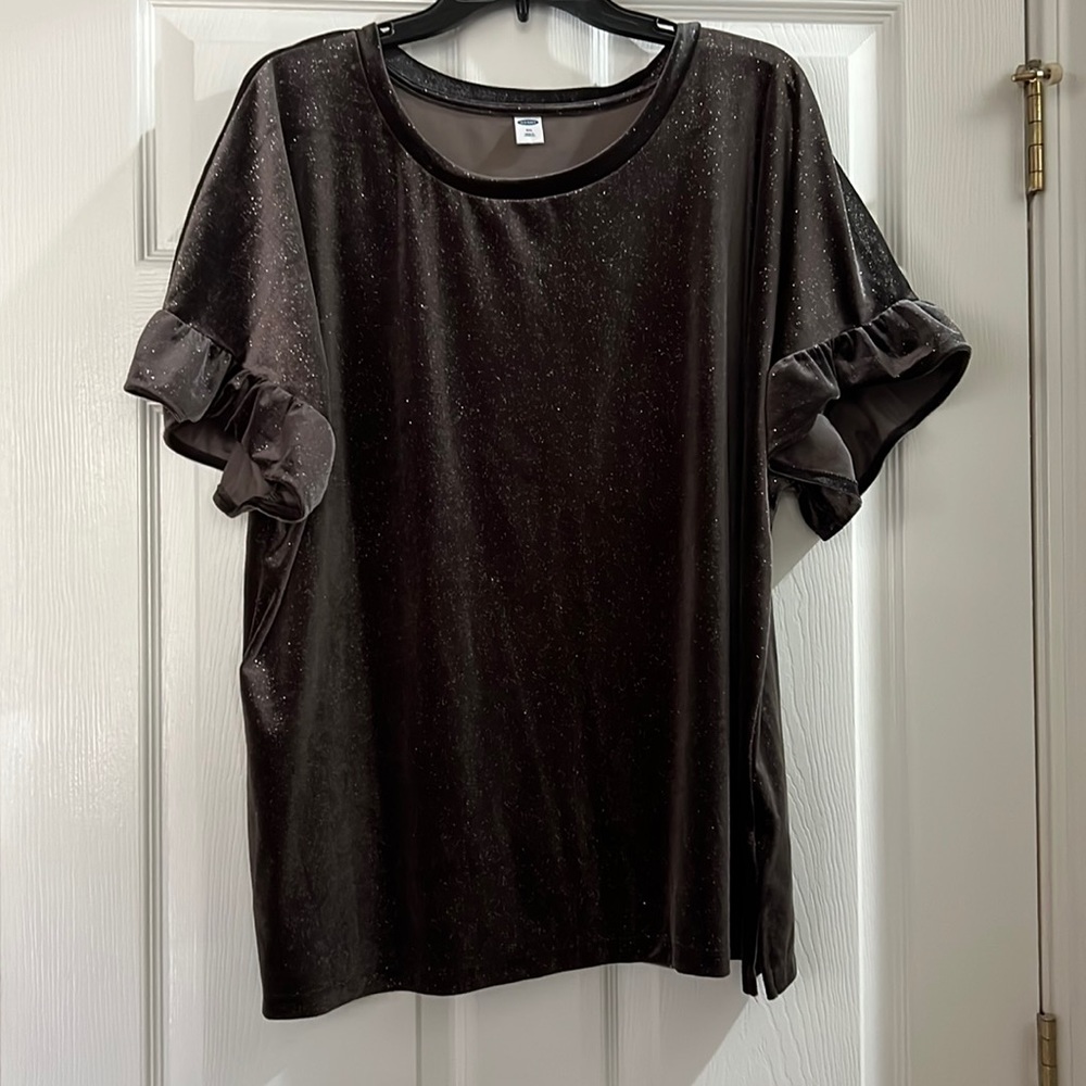 Festive Old Navy top